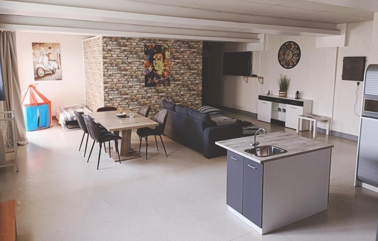 Loft Chez Valy Et Herve Charleville-Mézières Exterior foto